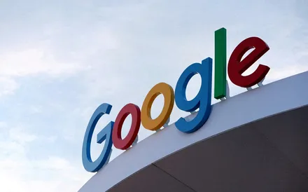 Google pede consentimento para cruzar dados entre Pesquisa, YouTube e Maps