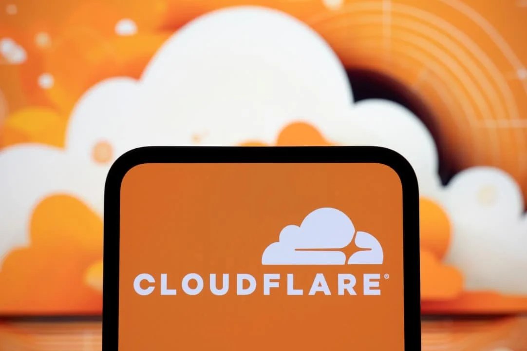 Cloudflare redimensiona operações globais com foco em inteligência artificial