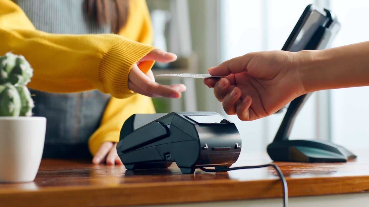 Porque é que os portugueses preferem comprar eletrónica em Espanha?